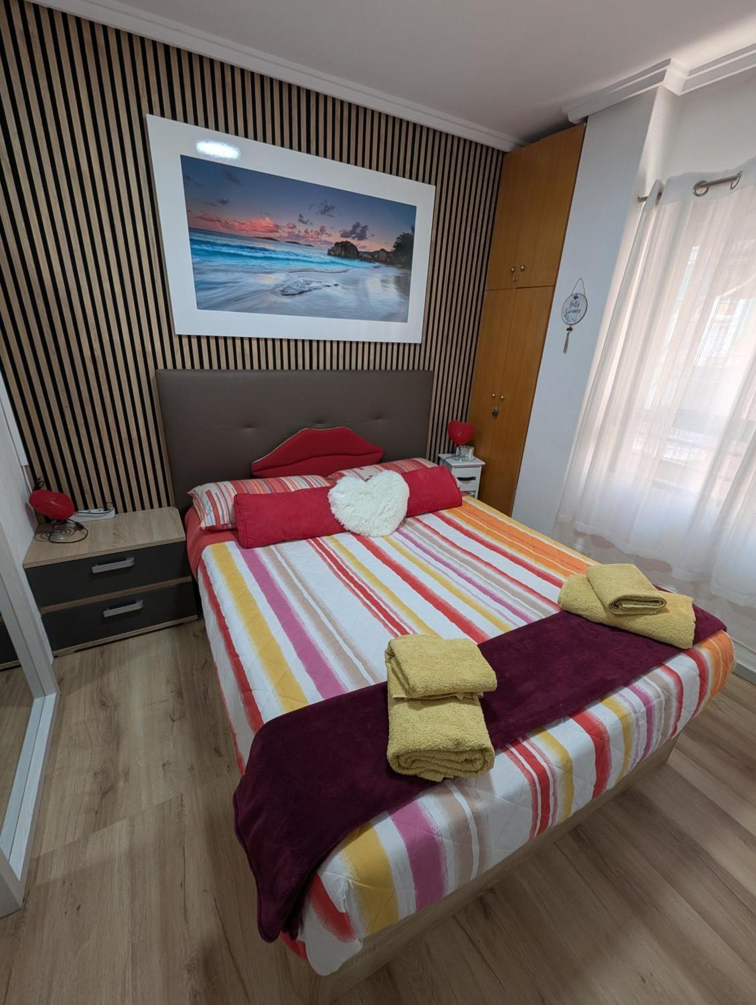 Alicante Postiguet Studios ภายนอก รูปภาพ