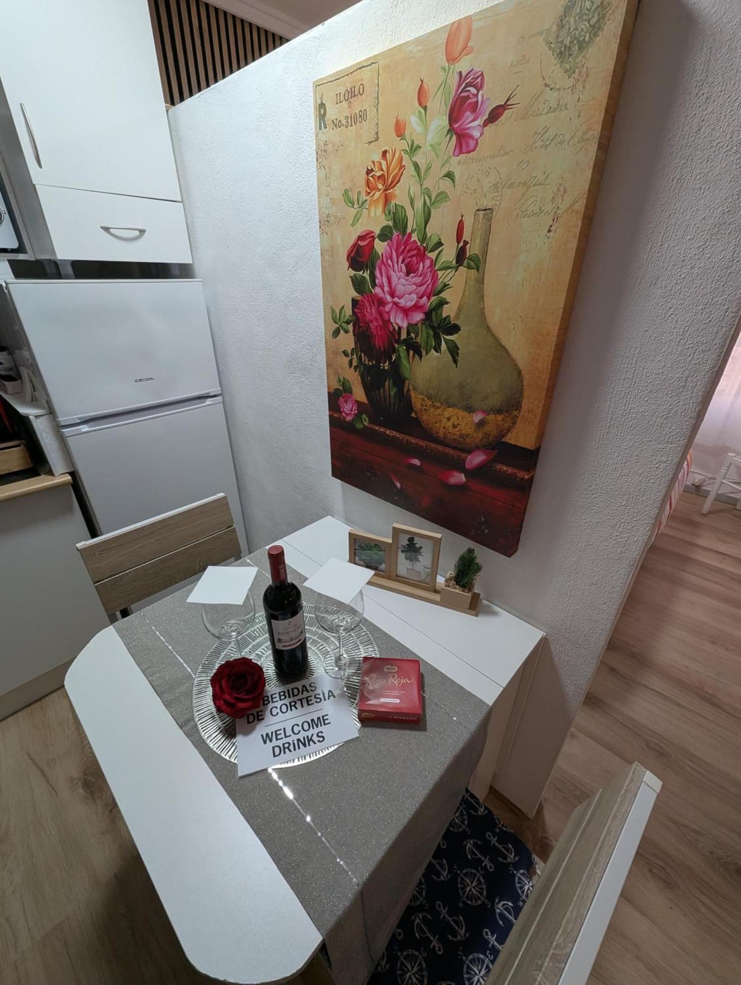 Alicante Postiguet Studios ภายนอก รูปภาพ