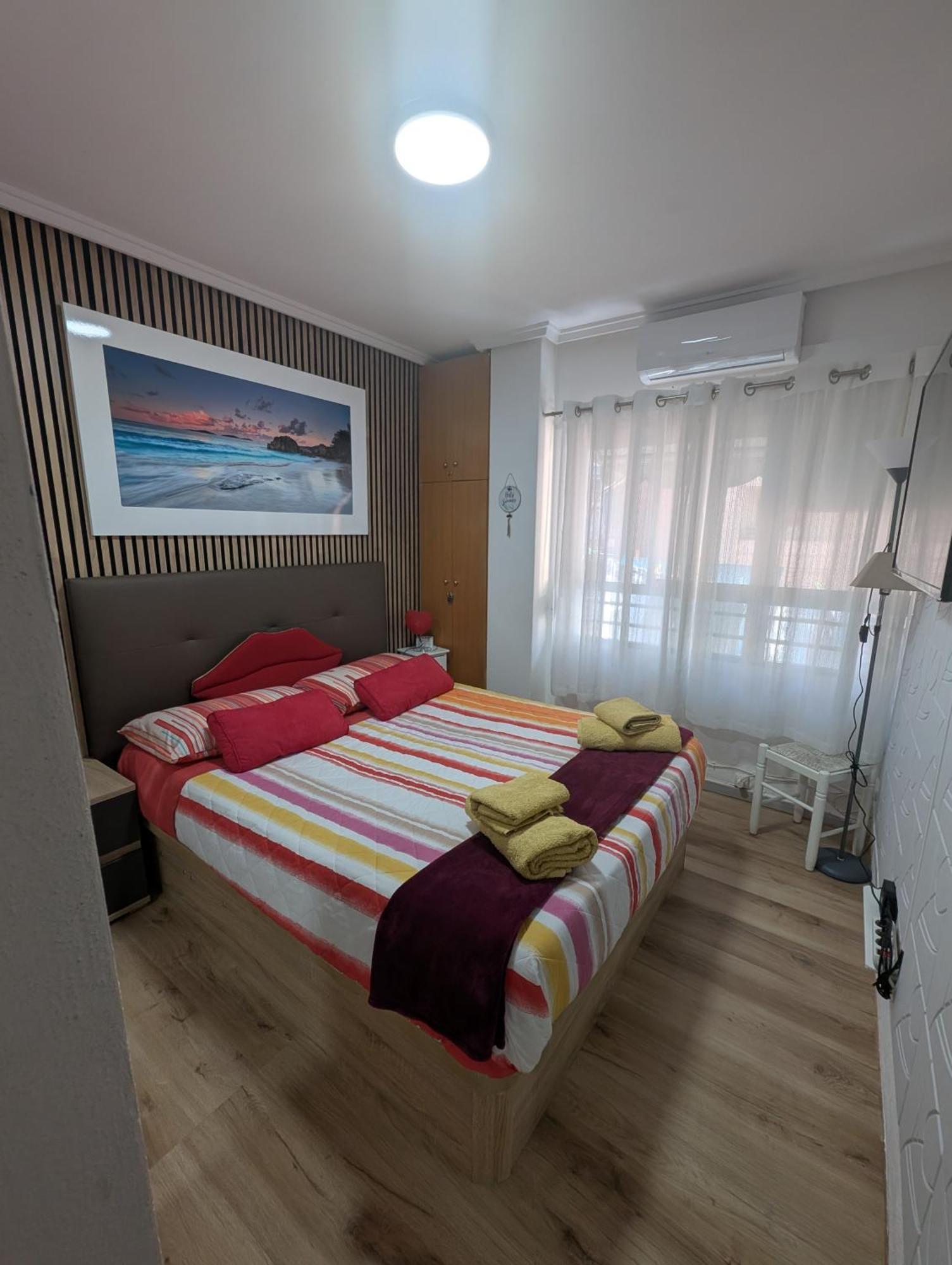 Alicante Postiguet Studios ภายนอก รูปภาพ